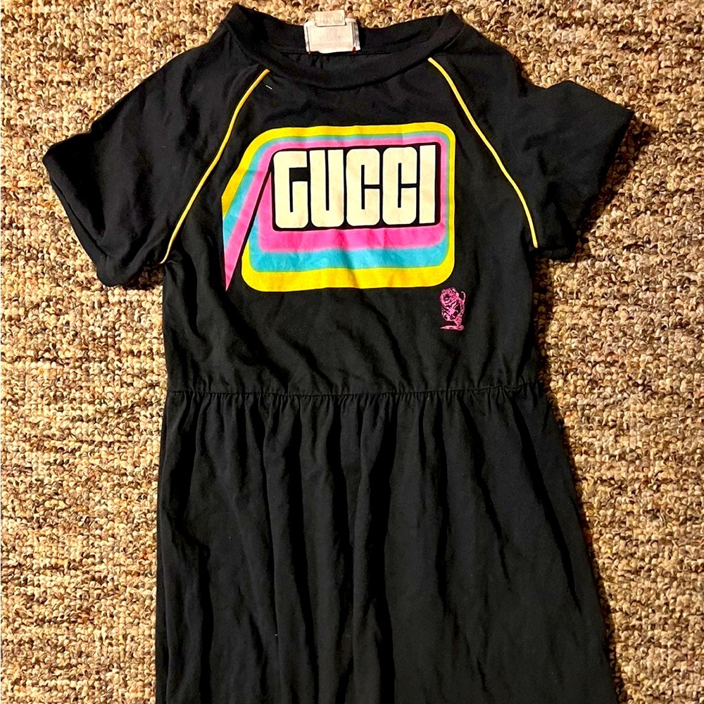 GREAT GIFT 🎁 🩷Girls Gucci dress worn w lots of life left 💙❤️💕💕❤️💙💙❤️💕